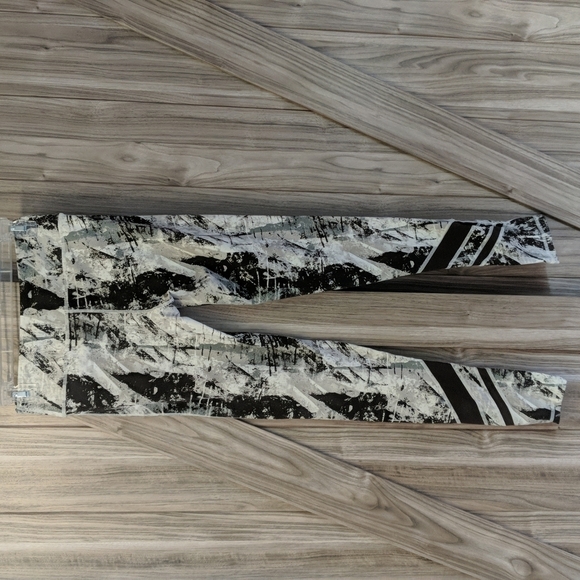 Mono B Women's Marble Athletic Leggings Size Small - Picture 4 of 5